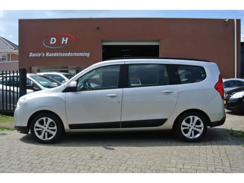 Dacia Lodgy 1.2 TCe Prestige 7p. motor probleem nieuwe apk inruil mogelijk nap