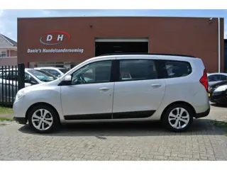 Dacia Lodgy 1.2 TCe Prestige 7p. motor probleem nieuwe apk inruil mogelijk nap