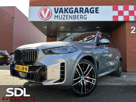 BMW X5 xDrive50e // M-PRO // MATRIX LED // HARMAN KARDON // MEMORY SEAT // PANO/SCHUIFKANTELDAK // A