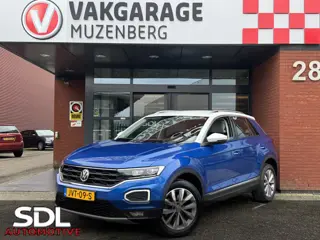 Volkswagen T-Roc 1.0 TSI Style // FULL LED // LEDER // NAVI // CLIMA // BI-TONE // STOELVERWARMING /