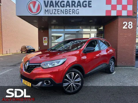 Renault Kadjar 1.6 TCe 164PK!! Bose // FULL LED // NAVI // CAMERA // DODEHOEKDETECTIE // KEYLESS // 