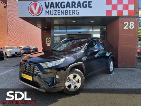 Toyota RAV4 2.5 Hybrid Business Plus // TREKHAAK // ADAPT. CRUISE // ELEK. ACHTERKLEP + STOEL // LED