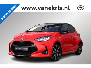 Toyota Yaris 1.5 Hybrid Launch Edition, Head Up Display, Stoelverwarming, stuurverwarming, Apple Car
