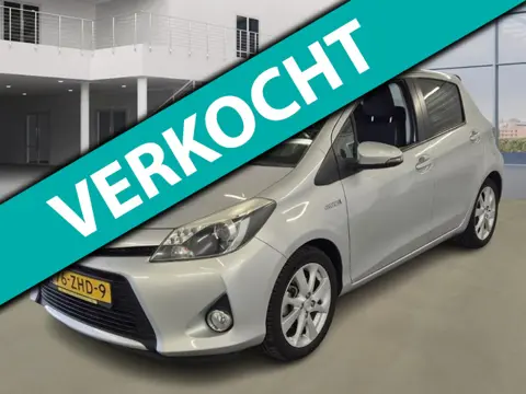 Toyota Yaris 1.5 Full Hybrid Dynamic Automaat 1e Eig. +NAP NL-auto