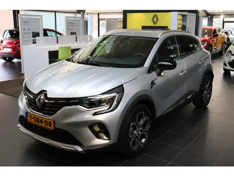 Renault Captur 1.6 E-Tech full hybrid 145 techno (bj 2023)
