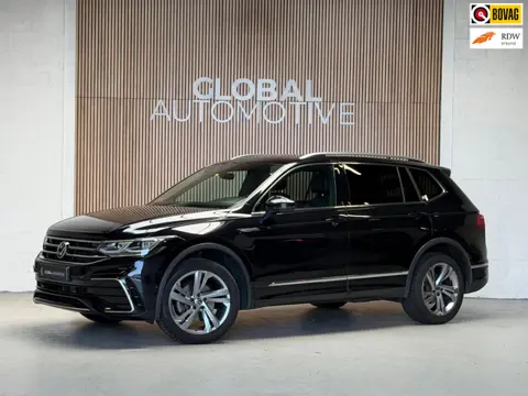 Volkswagen Tiguan Allspace 1.5 TSI R LINE - PANORAMADAK - AUTOMAAT - R-LINE - STOELVENTILATIE