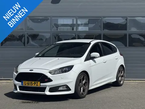 FORD FOCUS 2.0 ST I WINTERPAKKET I APPLE CARPLAY I ADAPTIVE CRUISE CONTROL