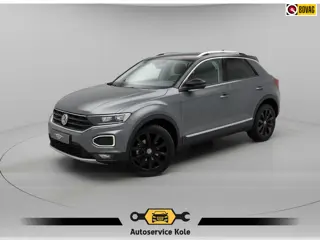 Volkswagen T-ROC 1.5 TSI Automaat Sport * Virtual Cockpit * Carplay * Full Led * Adaptieve Cruise *