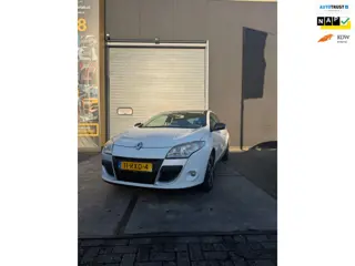 Renault Mégane Coupé 1.4 TCe Bose | Keyless go & entry | APK | Leder