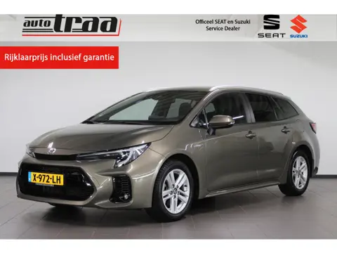 Suzuki Swace 1.8 Full Hybrid Style / Stoel + Stuur verwarming / Afneembare trekhaak / Dodehoek detec