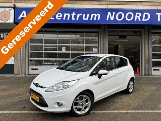 Ford Fiesta 1.25 Titanium NAP | Nieuwe Distributieriem | Climate Control | Cruise Control | Parkeers
