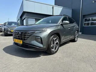 HYUNDAI TUCSON 1.6 T-GDI PHEV 4WD Shine-Sensation Leder schuifdak 