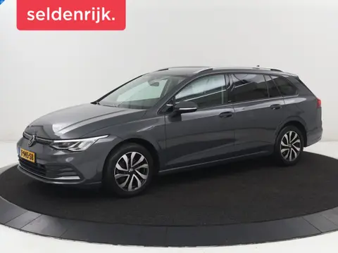Volkswagen Golf 1.5 TSI Active Life | Trekhaak | Stoelverwarming |  Carplay | Sfeerverlichting | Nav