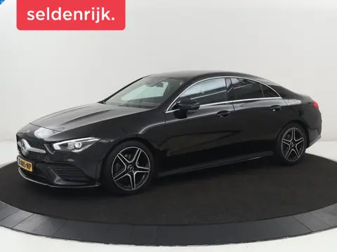 Mercedes-Benz CLA-klasse 180 Business Solution AMG | Stoelverwarming |  Leder/Alcantara | Navigatie 