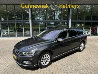 Volkswagen Passat Variant 1.5 TSI R-Line Business | AUTOMAAT | ACC | CAM | CARPLAY | CLIMA | LKA | N