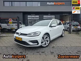 Volkswagen Golf 1.5 TSI Highline Business R | AUTOMAAT | Met o.a. panoramadak, LED koplampen, cruise