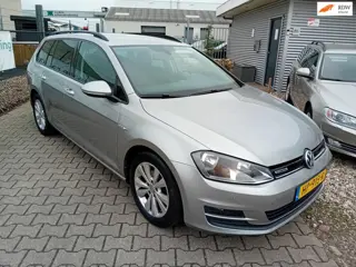 Volkswagen Golf Variant 1.0 TSI Business Edition Connected