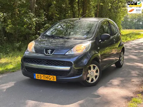 Peugeot 107 1.0-12V XR | Airco + Lange APK Nu € 1.499,- !!!