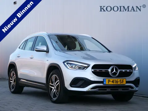 Mercedes-Benz GLA 250 e Style 218 Pk Automaat Navi / DAB / Camera / Apple Carplay / Stoelverwarming