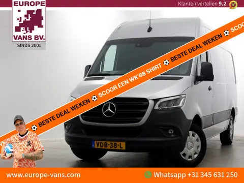 Mercedes-Benz Sprinter 319 CDI 3.0 V6 190pk E6 L2H2 7G Automaat LED/Camera/Navi Trekhaak 3500kg 10-2