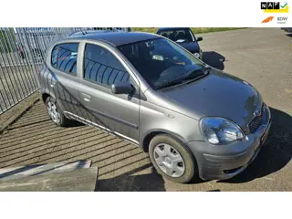 Toyota Yaris 1.3 VVT-i Sol 19036 KM NAP