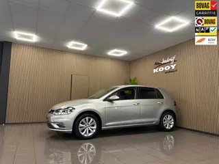 Volkswagen Golf 1.0 TSI Comfortline Business * Dealer onderhouden / Navigatie / Camera / NL Auto *
