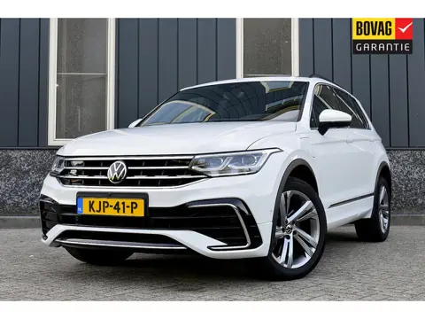 Volkswagen Tiguan 1.4 TSI eHybrid R-Line Business+ Rijklaarprijs-Garantie  Panorama dak Trekhaak Led