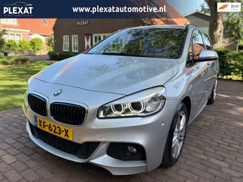 BMW 2-serie Active Tourer 225xe iPerformance Centennial High Executive Aut. | M-Pakket | HUD | Stoel