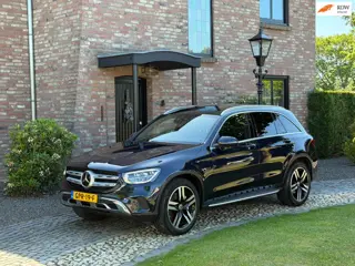 Mercedes-Benz GLC-klasse 300e 4MATIC AMG Panodak Luchtvering Burmester HUD
