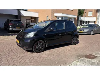 Toyota Aygo 1.0-12V Access 3 drs I AIRCO I Afstands bed.