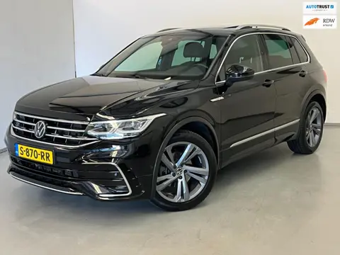 Volkswagen Tiguan 1.5 TSI R-Line / Pano / BTW / Memory / Trekhaak