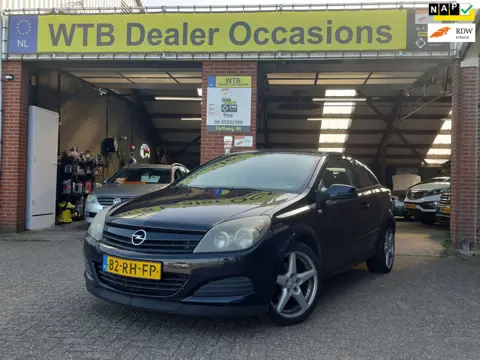 Opel Astra GTC 1.6 Enjoy, APK (tot Maart 2027), Airco
