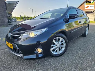Toyota Auris Touring Sports 1.8 Hybrid Lease GARANTIE