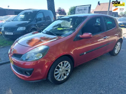 Renault Clio 1.4-16V Dynamique Luxe