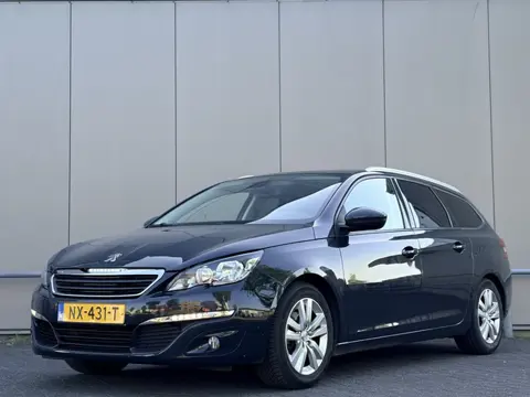 Peugeot 308 SW 1.2 PureT - pano - airco - cruise - navi - nap! - trekhaak -