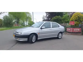Alfa Romeo 146 1.8-16V T.Spark L 126328 Kilometer N.A.P