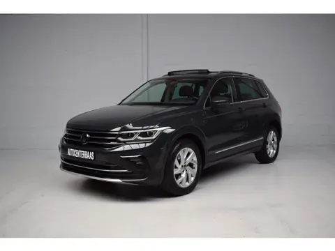 Volkswagen Tiguan 1.4 TSI eHybrid SOH 95% / PANORAMADAK / VIRTUAL / EL.TREKHAAK / IQ-LIGHT / SFEERVE