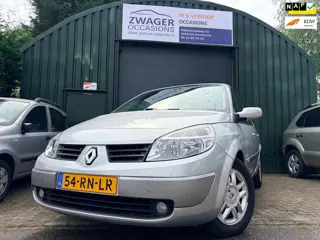 Renault Scénic 2.0-16V Privilège Luxe