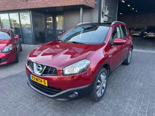 Nissan Qashqai 2.0 Tekna AUTOMAAT XENON PANO LEDER STOELVERW BOSE ORIG NL NAP