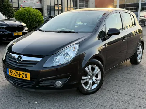 Opel Corsa 1.4-16V Enjoy l Cruise control l Airco