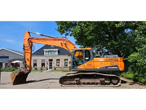 Doosan DX255 LC 5 (bj 2018)