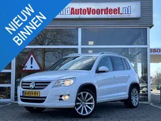 Volkswagen Tiguan 2.0 TSI Sport&Style 4Motion 200 PK Automaat / R-Line Pakket / Trekhaak / Navi / Cr