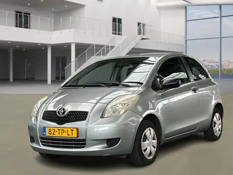 Toyota Yaris 1.0 VVTi