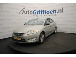 Ford Mondeo 1.6-16V Titanium ruime hatchback met navi