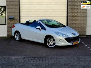 Peugeot 308 CC 1.6 THP Griffe / Cabrio / Leer / Navi / Pdc / Stoelverwarming / Alu / 1e eigenaar