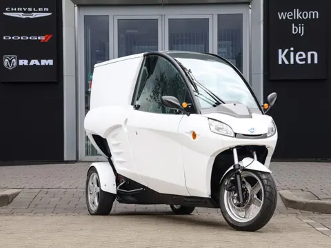 Carver Cargo 5.4 kWh | 100% Elektrisch | 45 km/u | Bluetooth audio | Verwarming