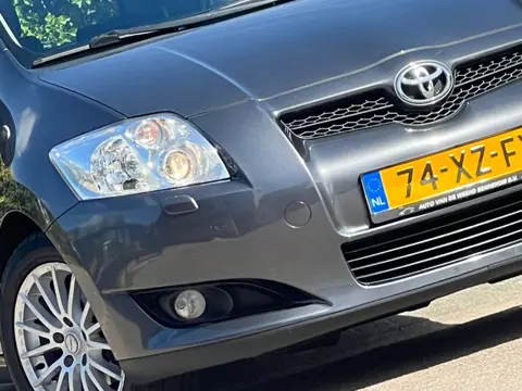 Toyota Auris 1.6-16V Terra - Magnetic Grey - Stoelverwarming/LMV/AC - Keurig