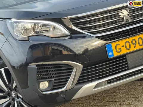 Peugeot 5008 1.2 PureTech Allure 130pk Automaat - Noir Perla Nera - 19''/7 zitter/Carplay