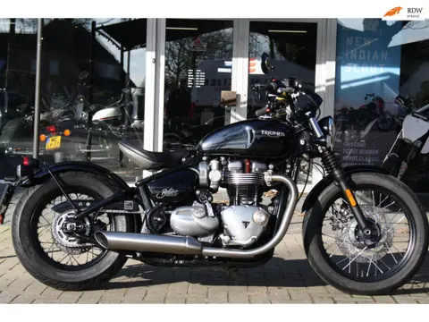 Triumph Chopper Bonneville Bobber Black , Inruil Mogelijk