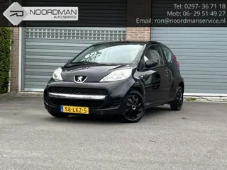 Peugeot 107 1.0-12V XR